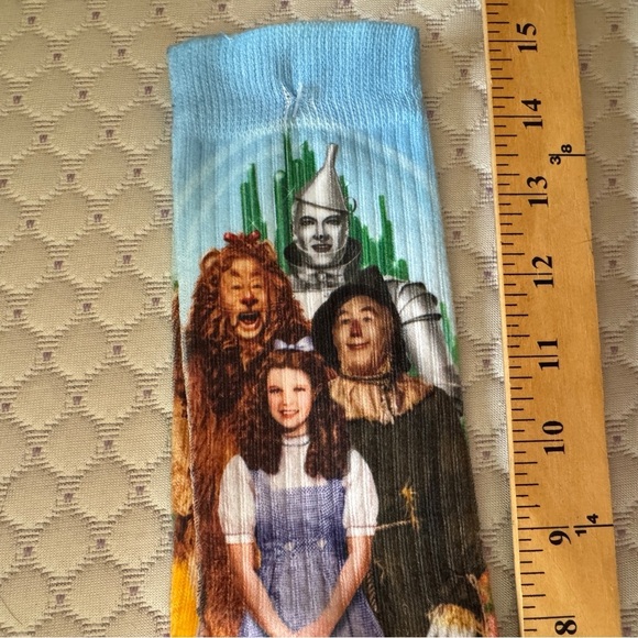 NWOT Wizard of Oz Themed Socks - Picture 3 of 3